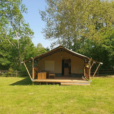 Luxury Safari Tents At Moulin Du Pommier Glamping & Camping Saulgond Extérieur photo