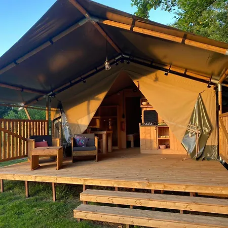 Luxury Safari Tents At Moulin Du Pommier Glamping & Camping Saulgond Extérieur photo