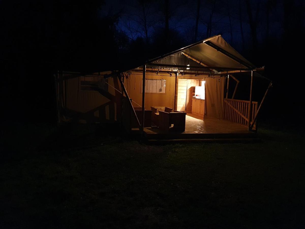 Luxury Safari Tents At Moulin Du Pommier Glamping & * Saulgond