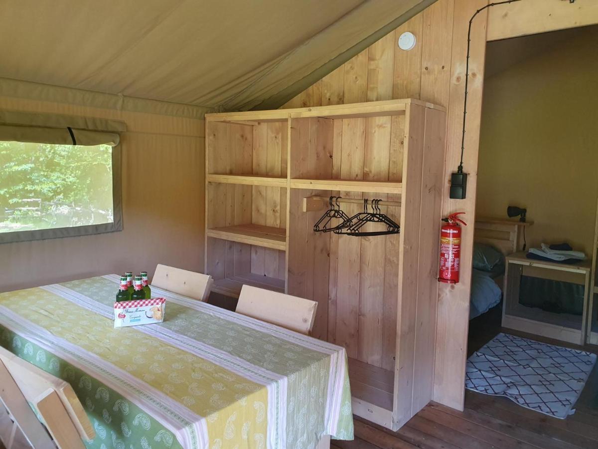 Tente de luxe Luxury Safari Tents At Moulin Du Pommier Glamping & Saulgond